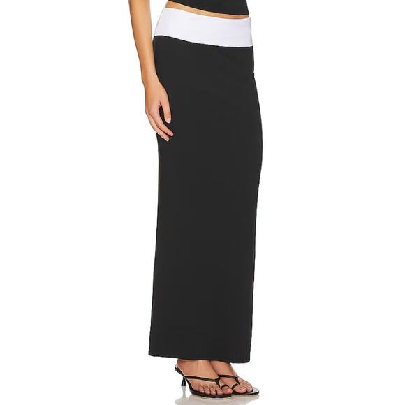 Superdown Jodie Maxi Skirt Stretch Flowy Long Skirt Size Small Black & White NWT - Picture 4 of 11
